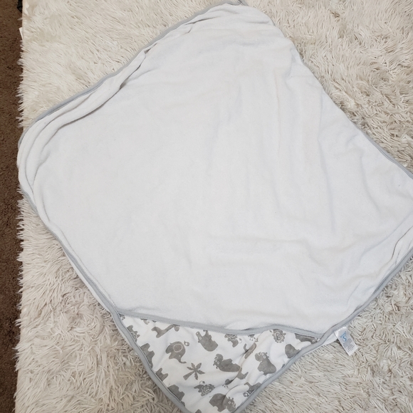 Baby neutral bath towels - Picture 2 of 4